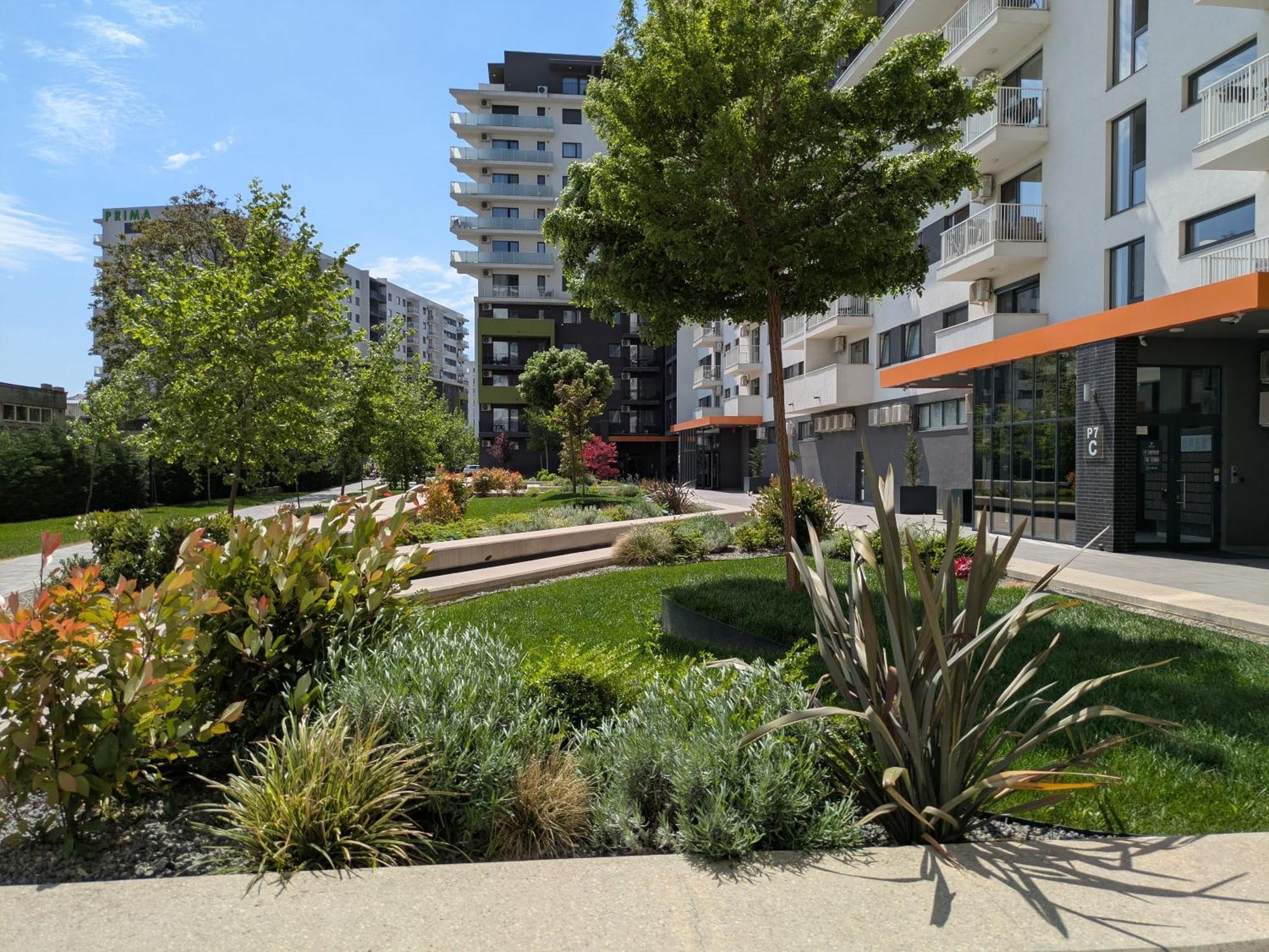 Summer Haven - Self Check-In & Parking Lot, Primashops&Lotus Oradea Exterior photo